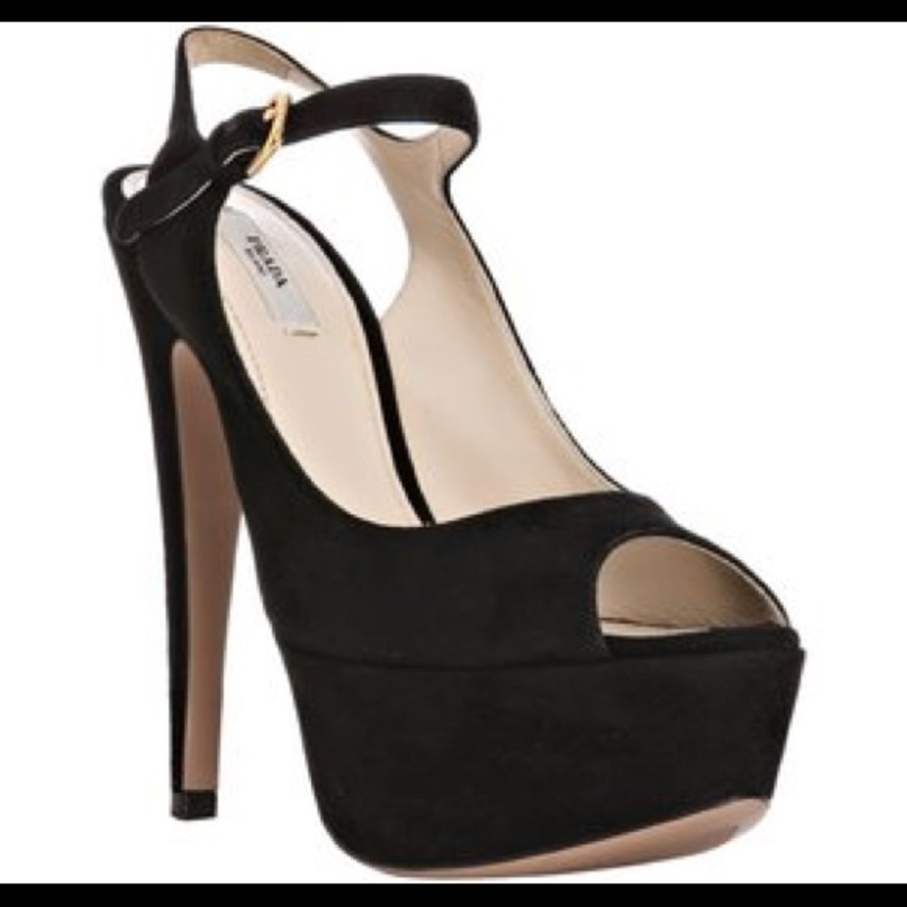 Authentic 👠‎ PRADA 👠 suede heels